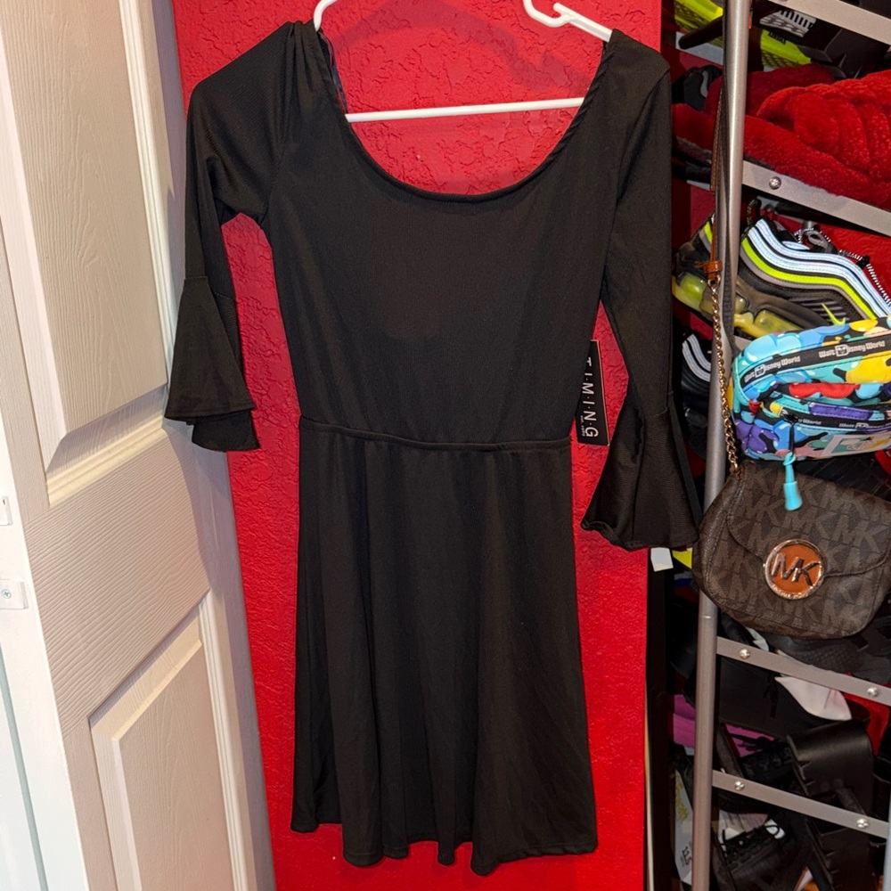 Forever 21 Black Long Sleeve Dress